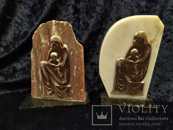 2 каменные скульптуры с изображением Божьей Матери, фото №2