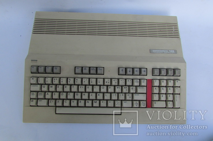 ПК Commodore 128