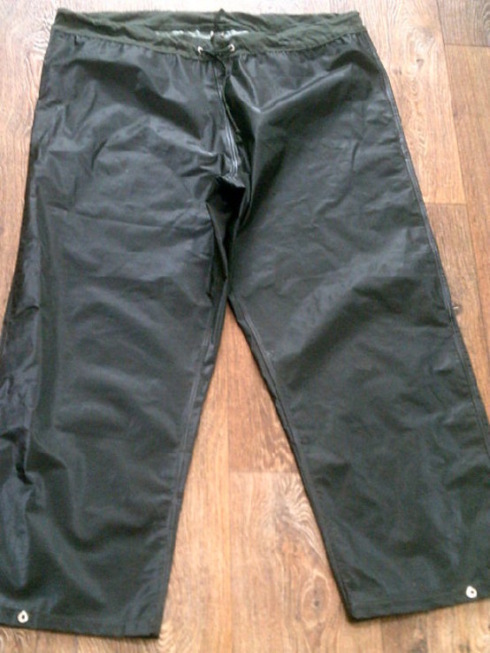 Middels (Норвегия) - тонкие прорезиненные штаны, фото №2