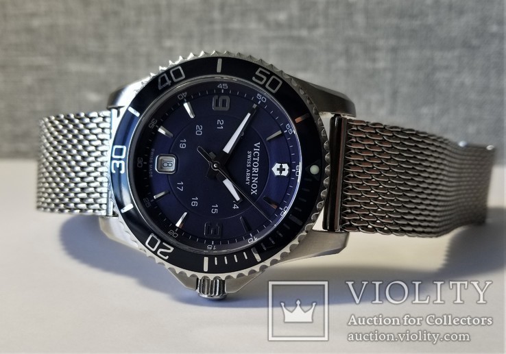 Часы Victorinox Swiss Army V241603 Sapphire + Набор Victorinox SWISSCARD Onyx 0.7122T2, фото №2