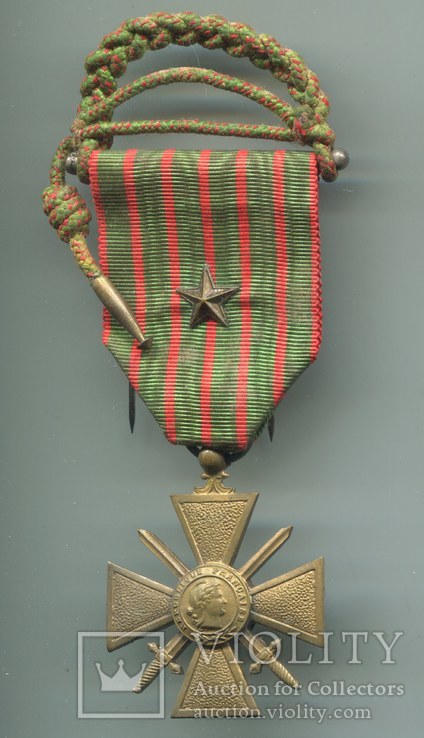 Франция. Военный Крест ПМВ 1914-1918 с аксельбантом
