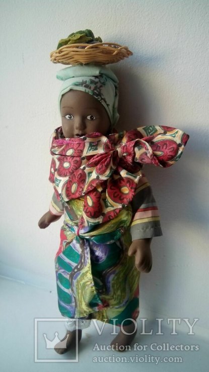 Кукла полностью фарфоровая в национальном Европа, фото №6