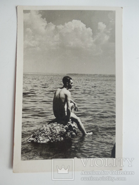 Севастополь 1954 год парень на камне в море 140/90мм