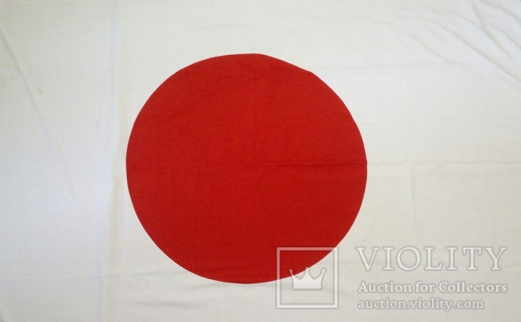 Флаг Японии  (Хиномару) , 2,44 × 1,65 м.