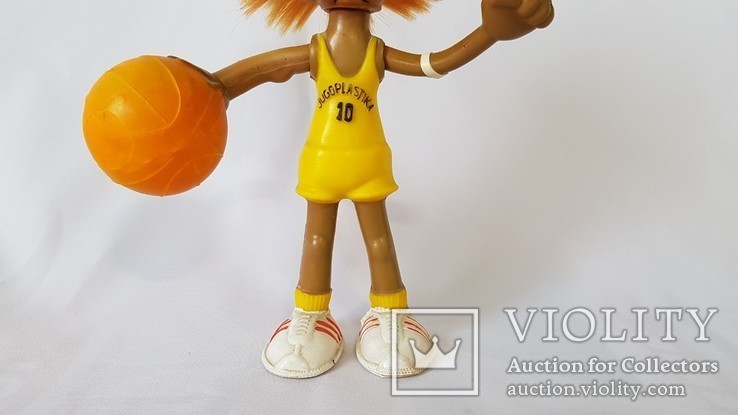 Спортсмен баскетбол редкая игрушка Югославия 21 см., фото №11