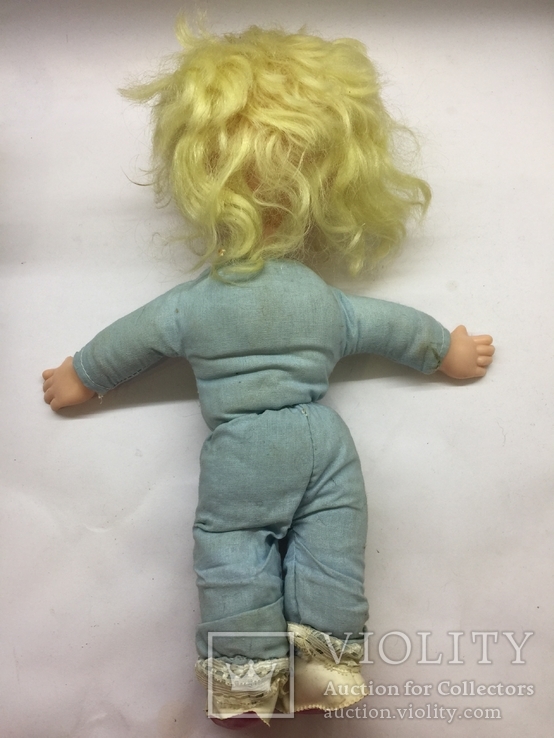 Кукла времён СССР с мягконабивным туловищем и пластиковыми конечностями, фото №7