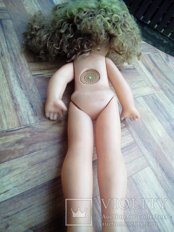 Давняя пластмассовая кукла на резинках паричковая.  53 см., фото №8