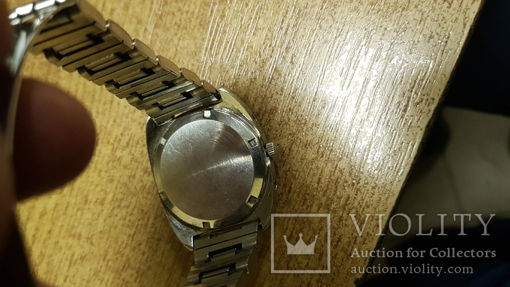 Швейцарские часы "Omega" megaquartz оригинал. 32 камня. Калибр 1310, фото №7