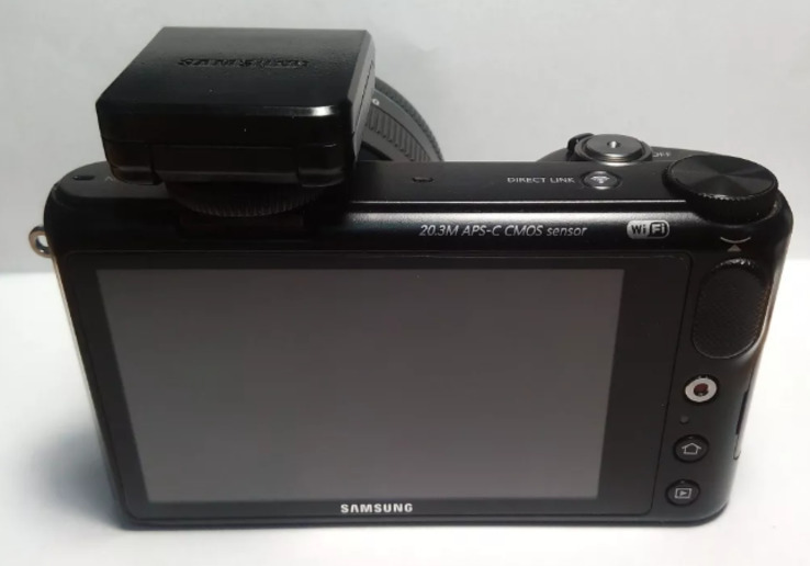 Фотоаппарат Samsung NX2000 20-50mm Матрица 23.5 × 15.7 мм, 20.3 Мп, фото №7