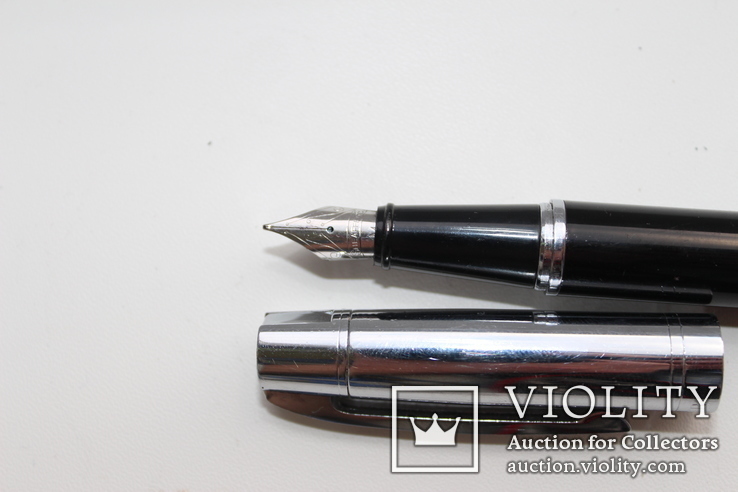 Перьевая ручка Sheaffer 300, Glossy Black featuring GT (Перо M), фото №5