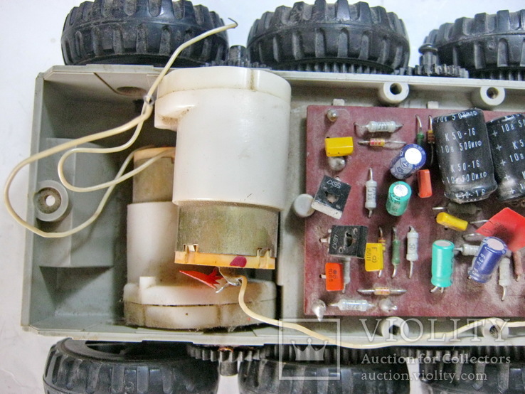 Машинка радиоуправляемая Тягач на запчасти, фото №4