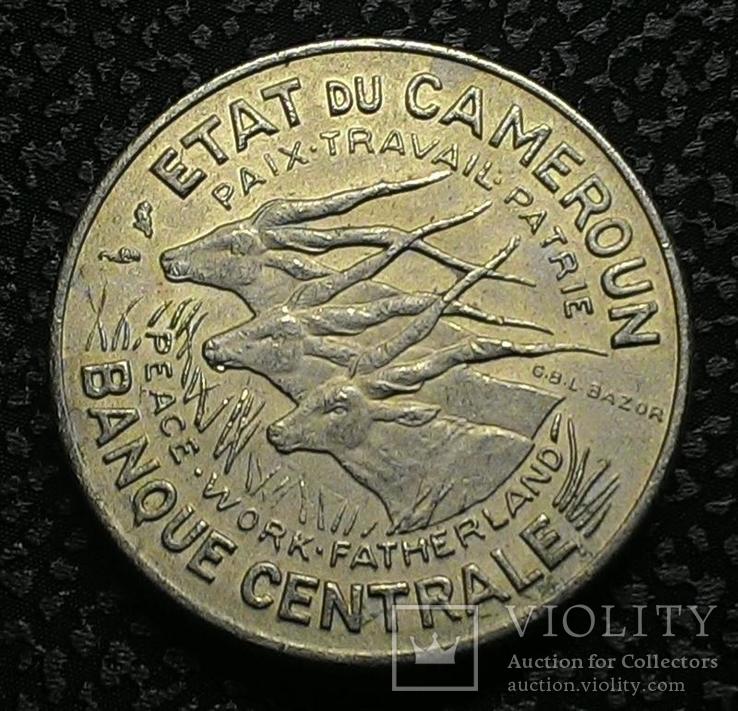 Камерун 100 франков 1968 год, фото №2