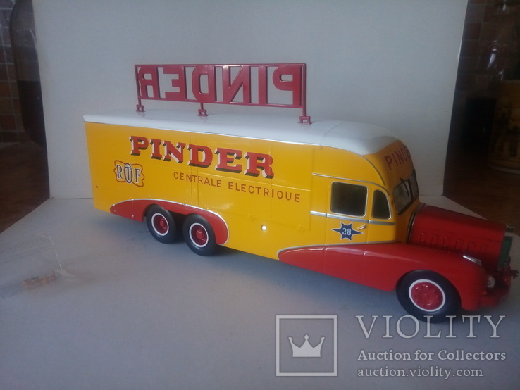 Bernard 28 Electrical Truck Pinder Circus (1951)  1:43, фото №6