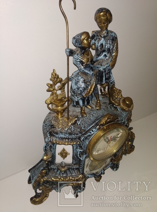 Вінтажний настольний бронзовий годинник з підсвічниками, фото №5