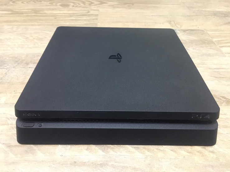 Konsola do gier Sony PlayStation 4 slim 1TB (z kontem i grami), numer zdjęcia 2