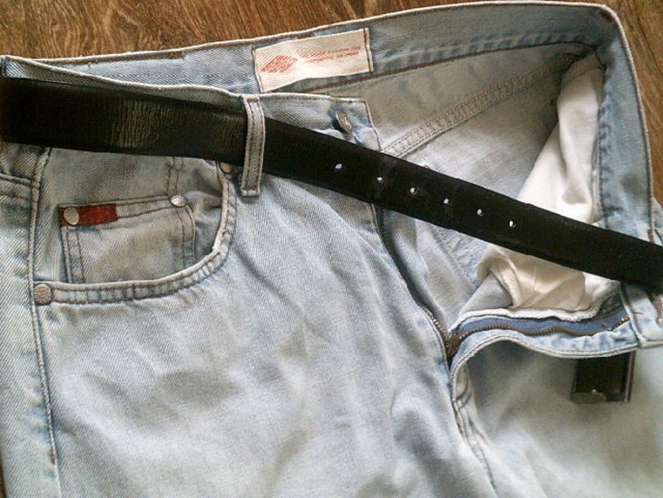 Le Cooper - фирменные джинсы с  ремнем, фото №7