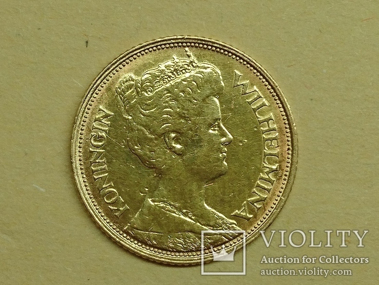 Золотая монета 5 гульденов 1912.