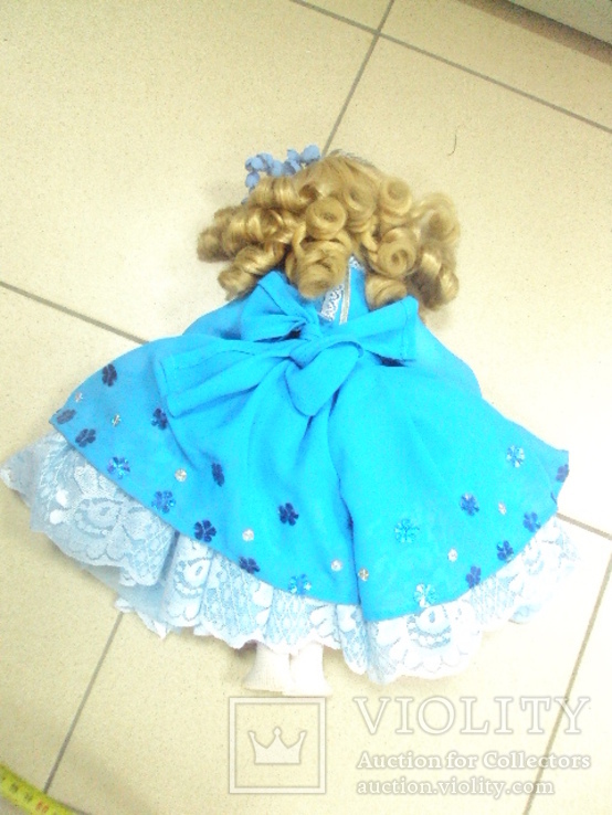 Кукла фарфоровая в голубом платье 35 см, фото №8