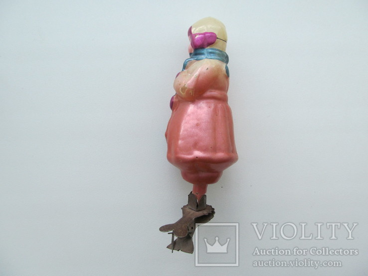 Елочная игрушка девочка с лопатой, фото №3