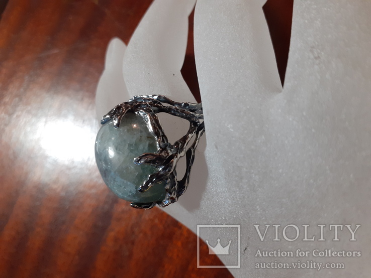 Серебряное черненое кольцо со сростком изумруда и александрита Урал, фото №5