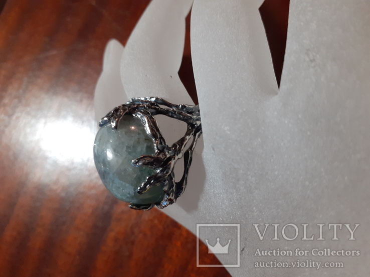 Серебряное черненое кольцо со сростком изумруда и александрита Урал, фото №6