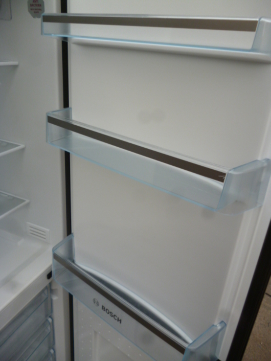 Холодильник BOSCH NoFROST колір Чорний  60*60*170 см  з Німеччини, фото №7