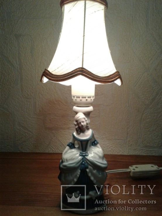 Светильник ночник девушка фарфор ГДР, фото №2