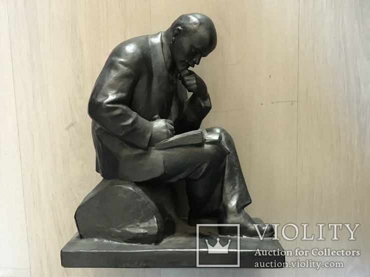 Ленин читающий книгу ( скульптор Завялов),29х24см б/у, фото №6
