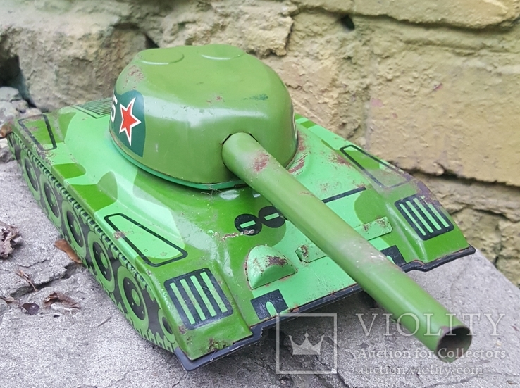 Железный танк на батарейках  СССР, фото №4