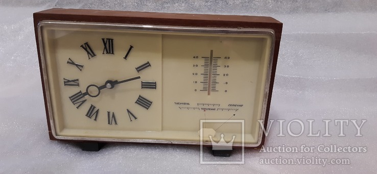 Часы Маяк с термометром