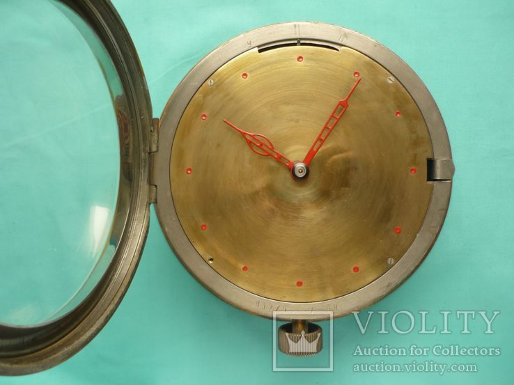 "Корабельные часы, 1950 года"