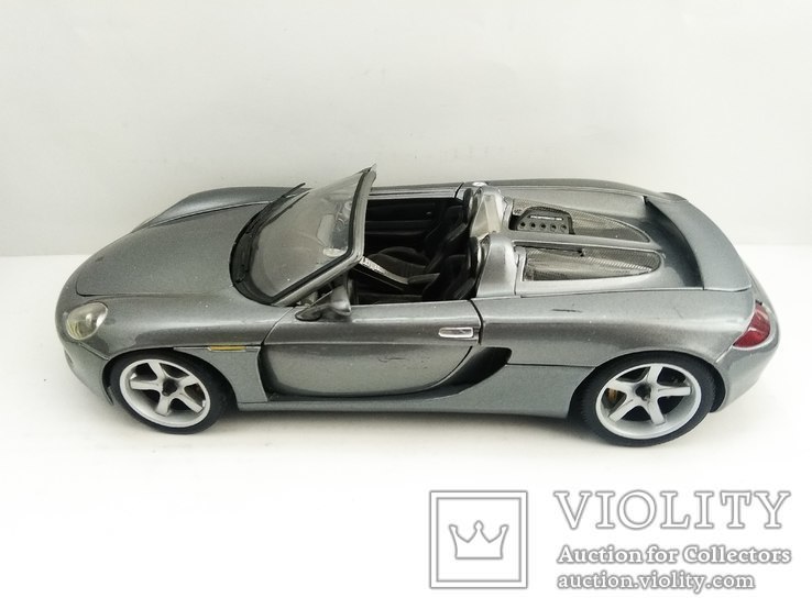 Porsche Carrera GT 1:18 Maisto Тайланд, фото №2