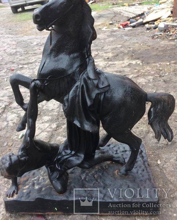 Скульптурная группа «Укротитель коня», фото №2