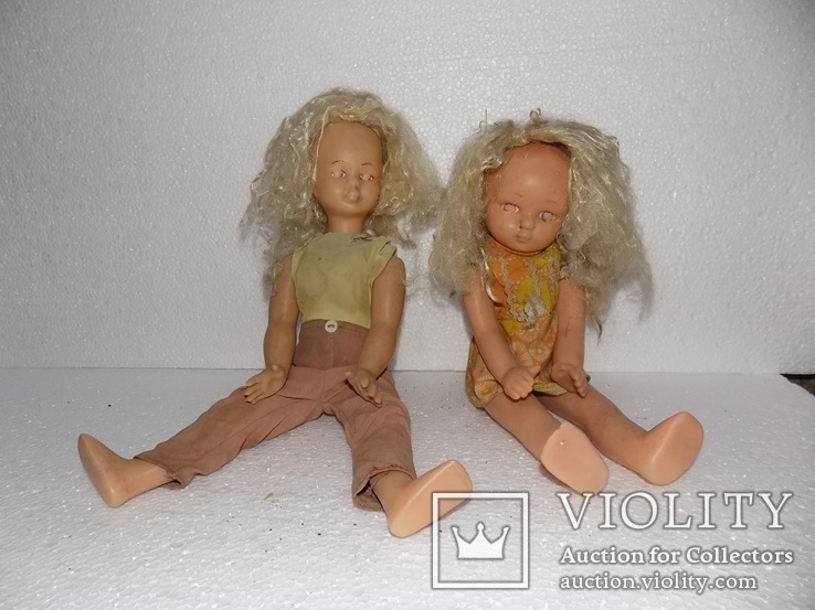 Две паричковые куклы