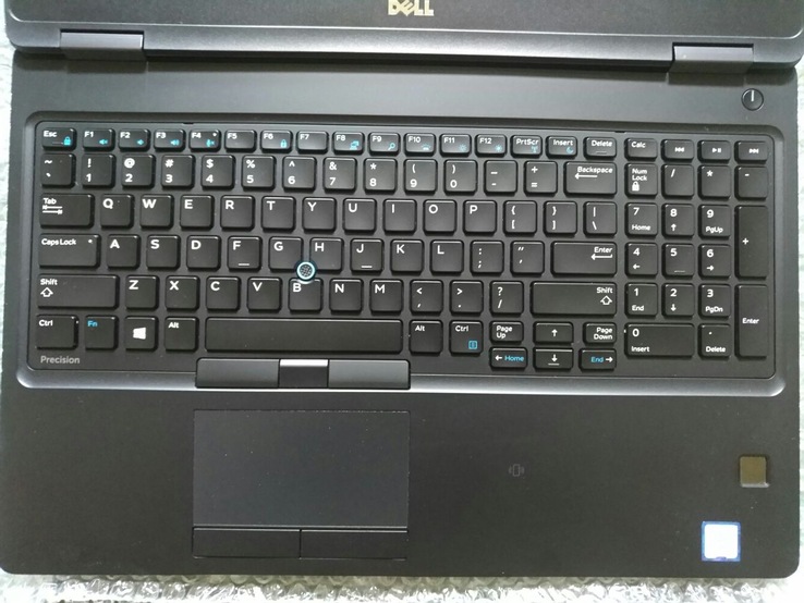 Ноутбук, рабочая станция Dell Precision 3520 Core i7 7820HQ \16\512SSD, photo number 5