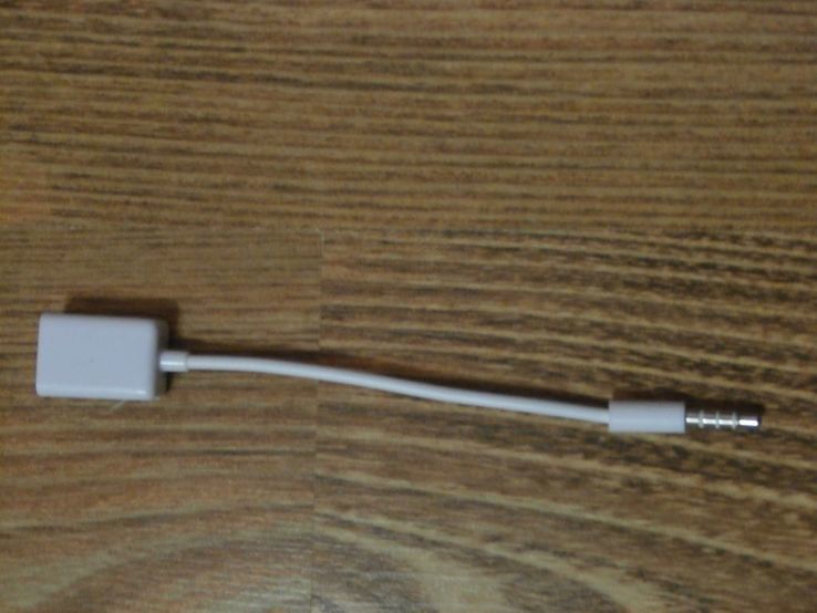 Кабель Aux - Usb mama для чтения USB флешек через выход 3,5 мм у магнитол