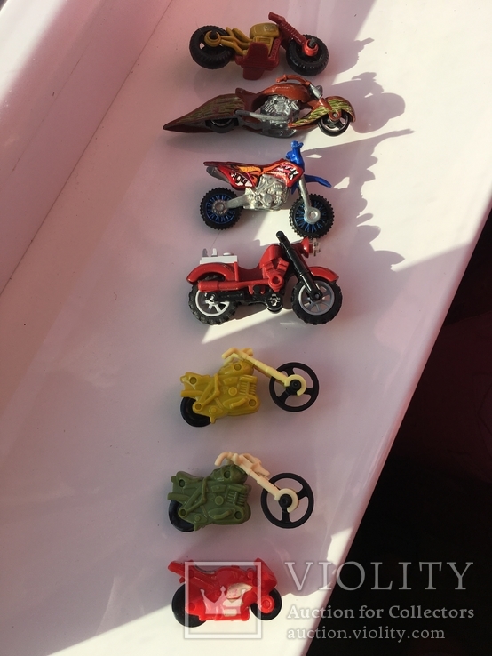 Коллекция разных мини-мотоциклов, фото №3