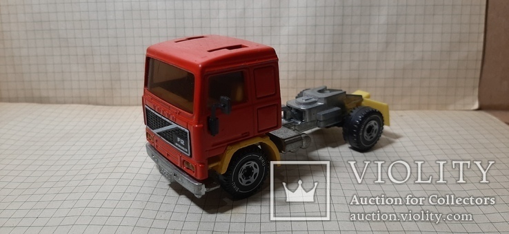 Машинка тягач Volvo f 10 turbo 6 . Siku .made in W.-Germany