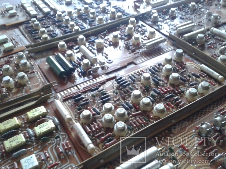 Мощный лот платок от советского частотомера (много км, транзисторы ,микросхемы и т.п.), фото №4