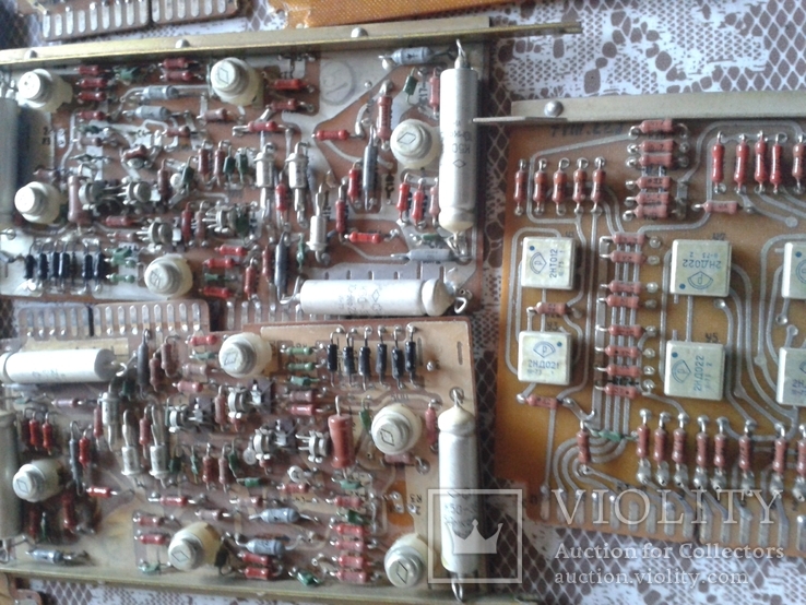Мощный лот платок от советского частотомера (много км, транзисторы ,микросхемы и т.п.), фото №8