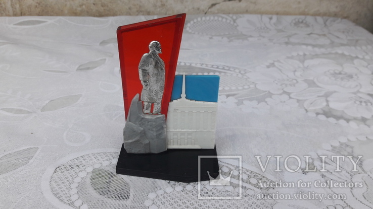 Ленин пласмассовая статуэтка, фото №2