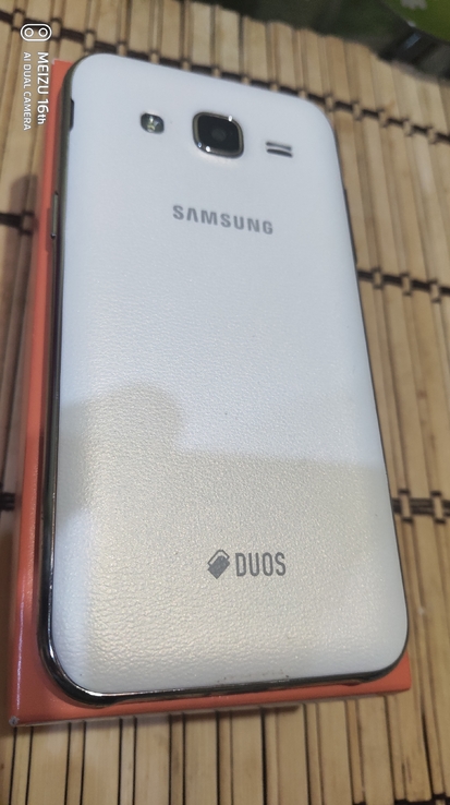 Смартфон Samsung j 2 в коробке, фото №3