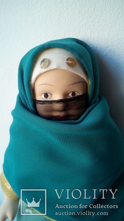 Кукла полностью фарфоровая в национальном Европа, фото №6