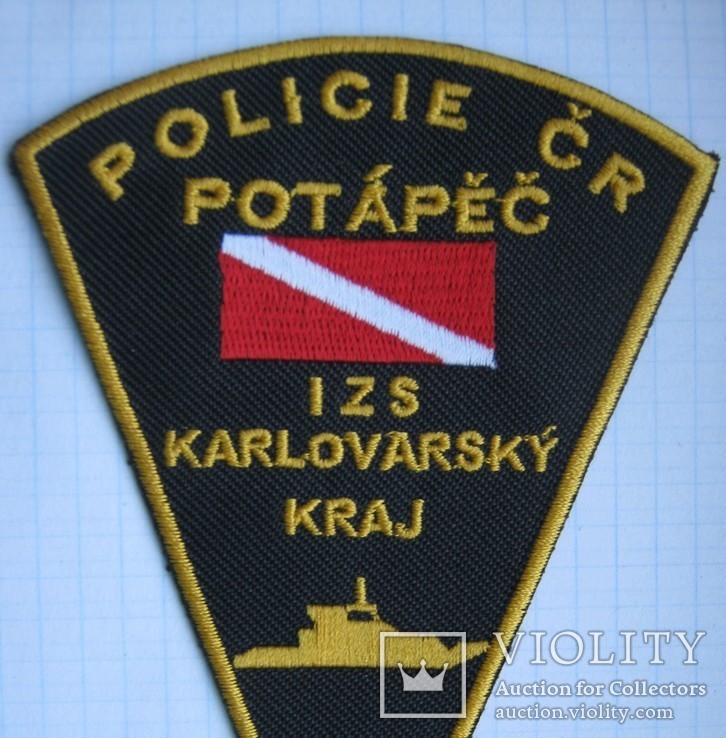 Policie CR = policie Ceskej Republiky = водолаз полиции Чешской Републики