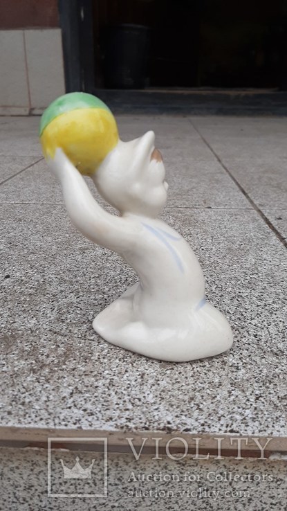 Статуэтка Мальчик с мячиком, фото №7