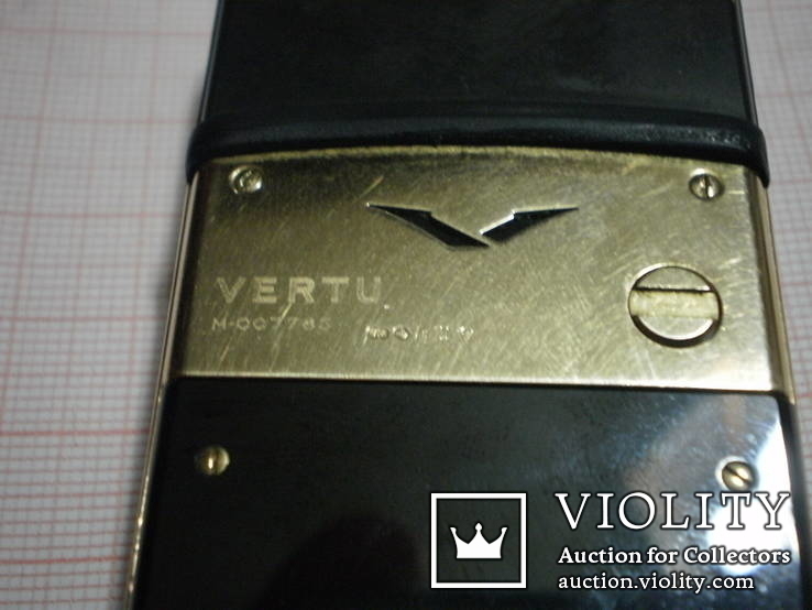 Телефон VERTU в золотом корпусе 750*пробы, фото №9