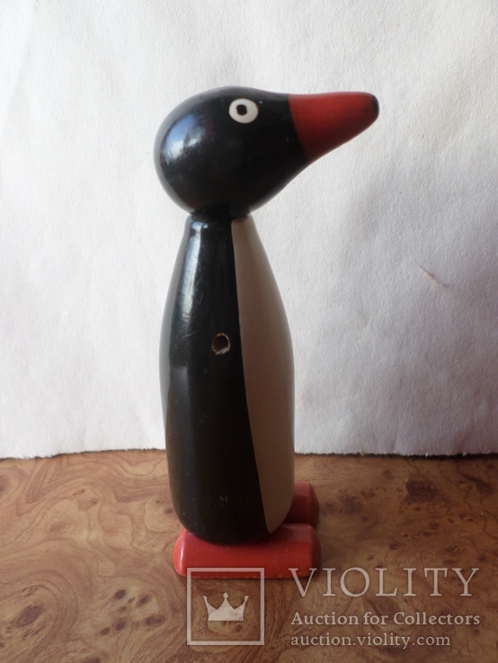 Пингвинчик из дерева времен СССР., фото №3