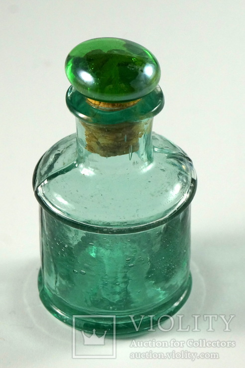 Зеленая бутылочка