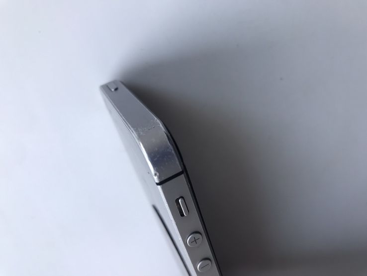 Apple iPhone SE 32GB Space Gray, фото №6
