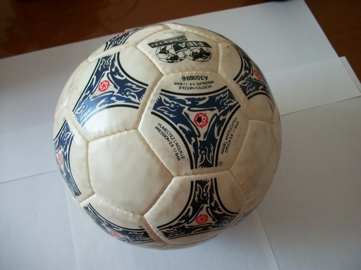 Мяч футбольный уефа евро-1996, раритет [made in germany], numer zdjęcia 8